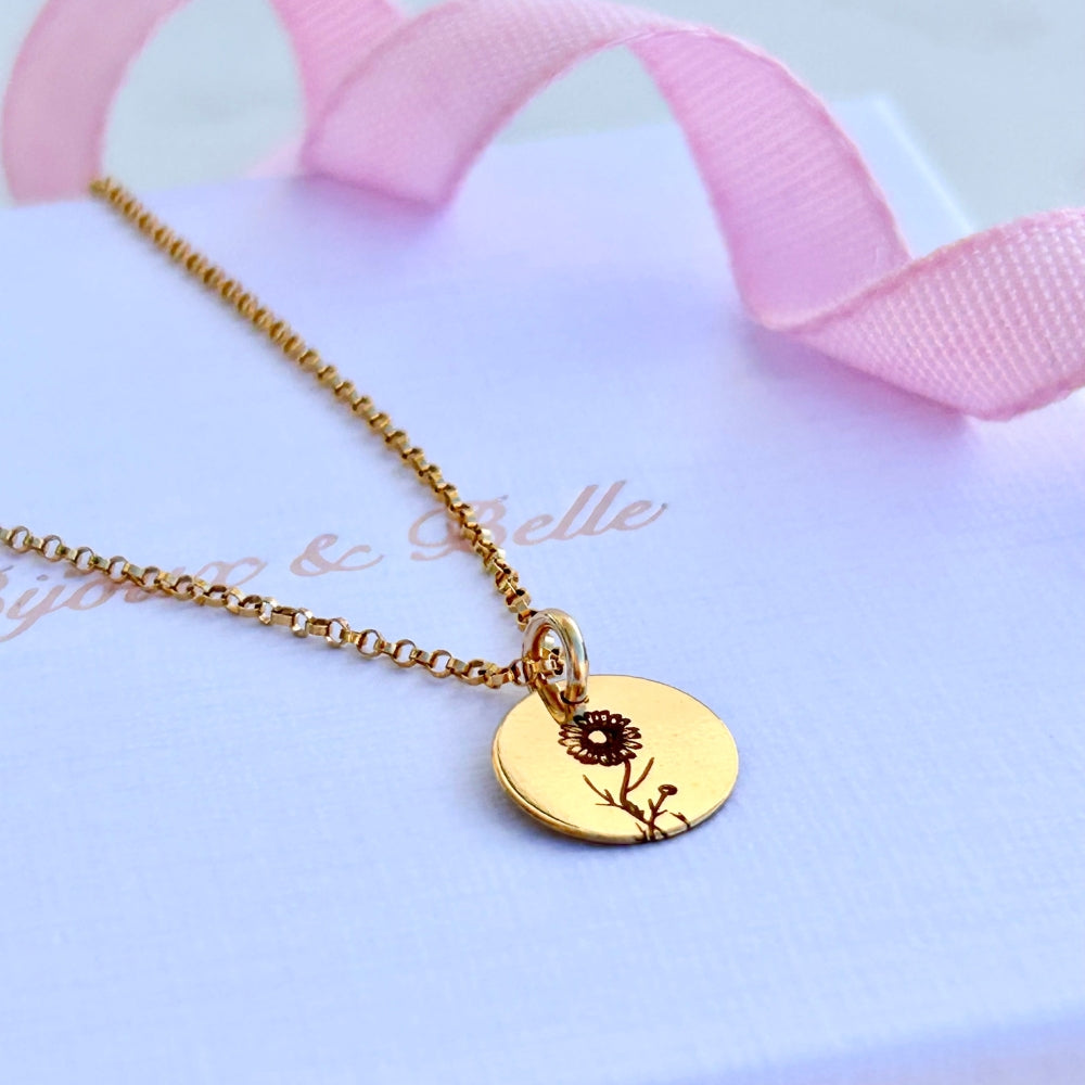 April Birth Flower Necklace | Daisy