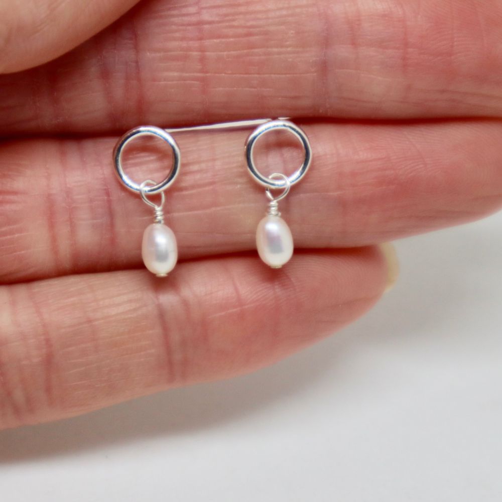 Small Pearl Circle Stud Earrings